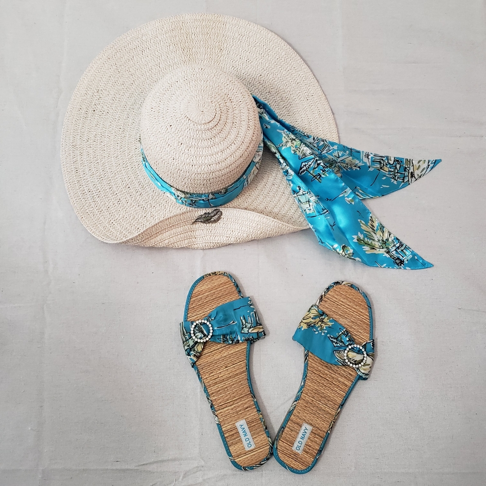Old Navy Blue Floral Women's Sandals With Summer Straw Hat